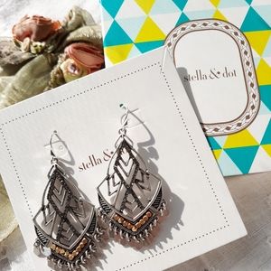 Stella & Dot Etoile Chandeliers Earrings New